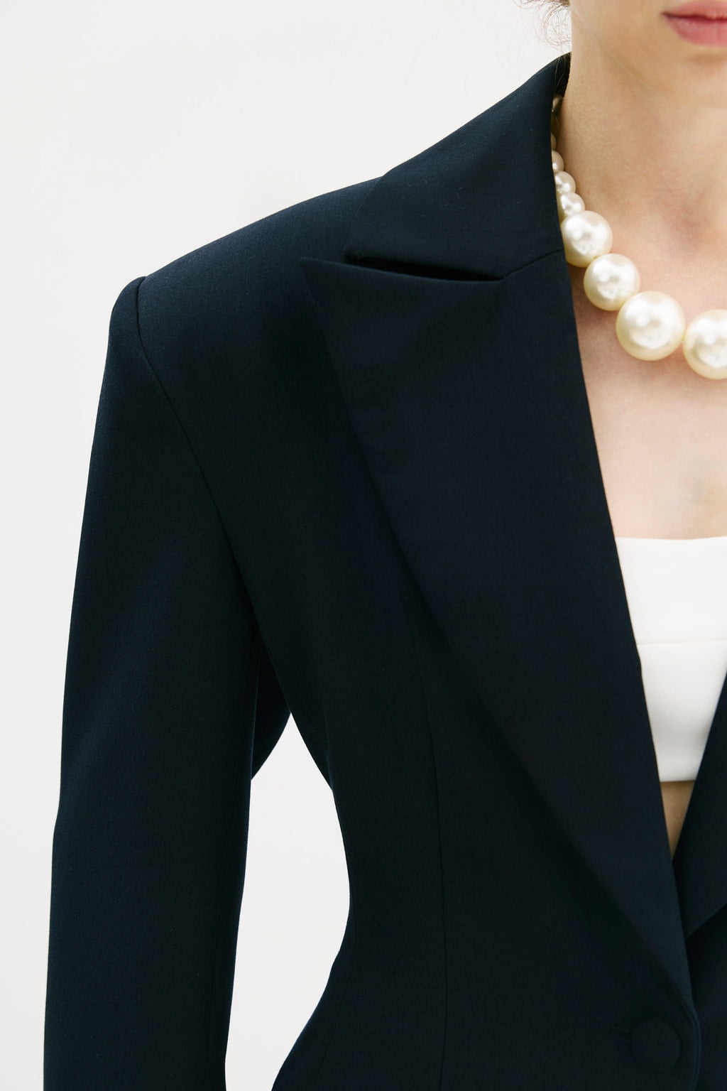 CRYSTAL - Sculpted blazer in Deep Navy