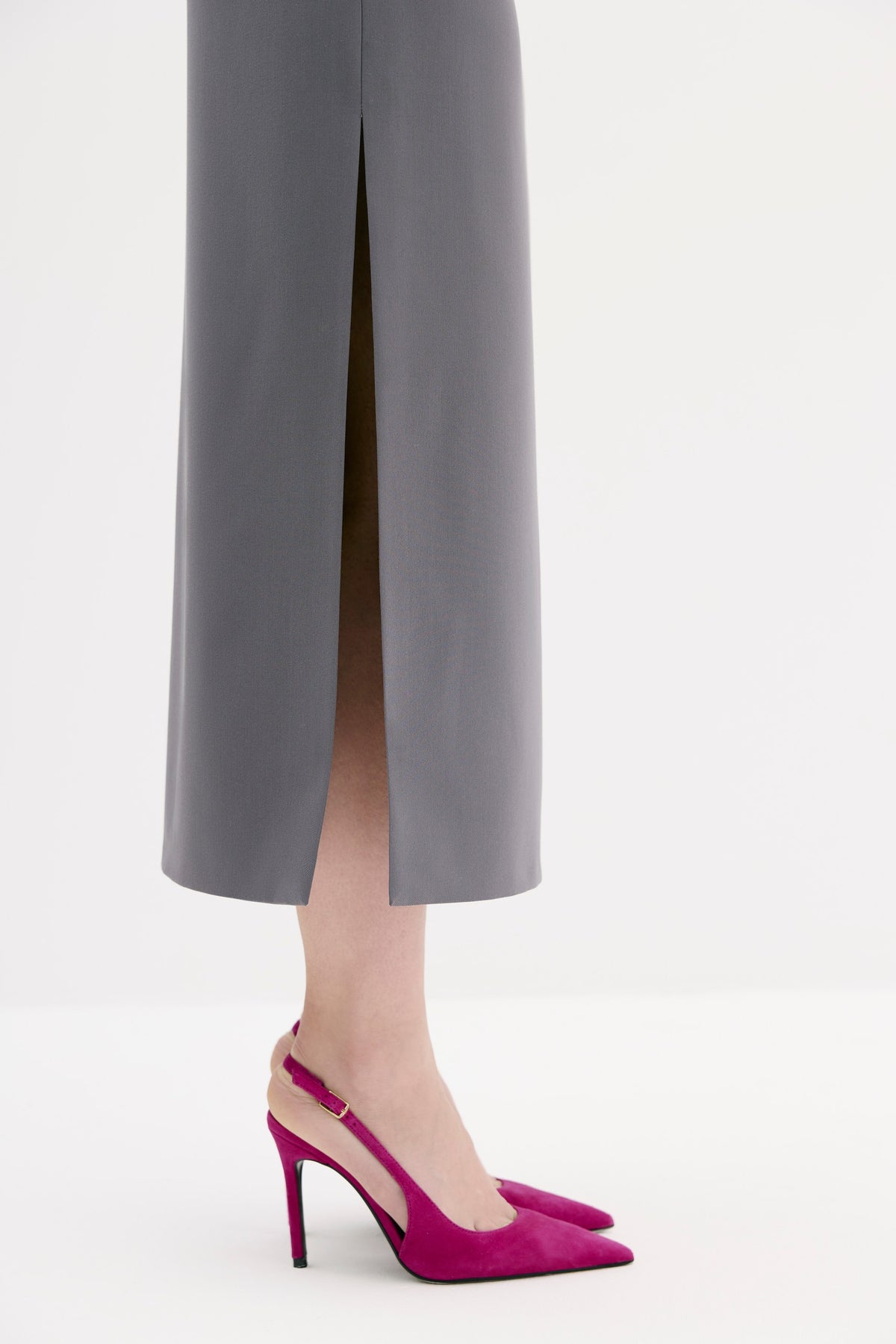 DIVA - Midi Skirt with dual side-slits