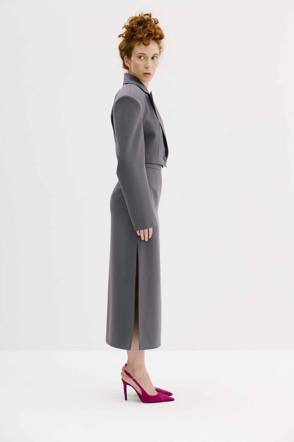 DIVA - Sculpted cropped blazer